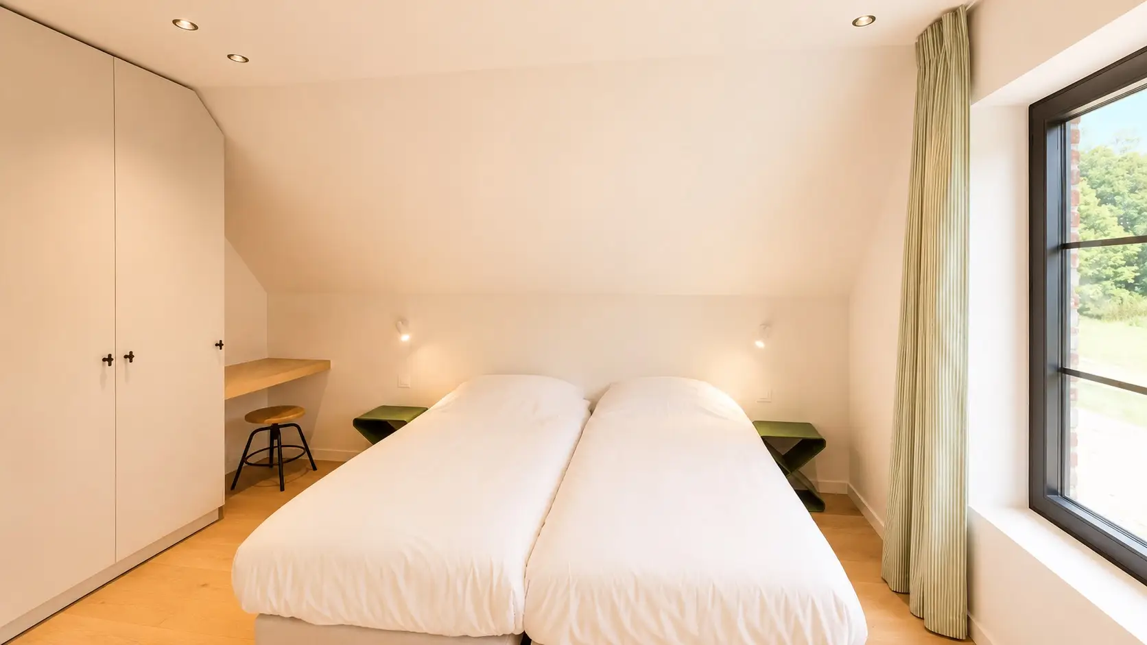 La Tour - Chambre 1 - SDB2